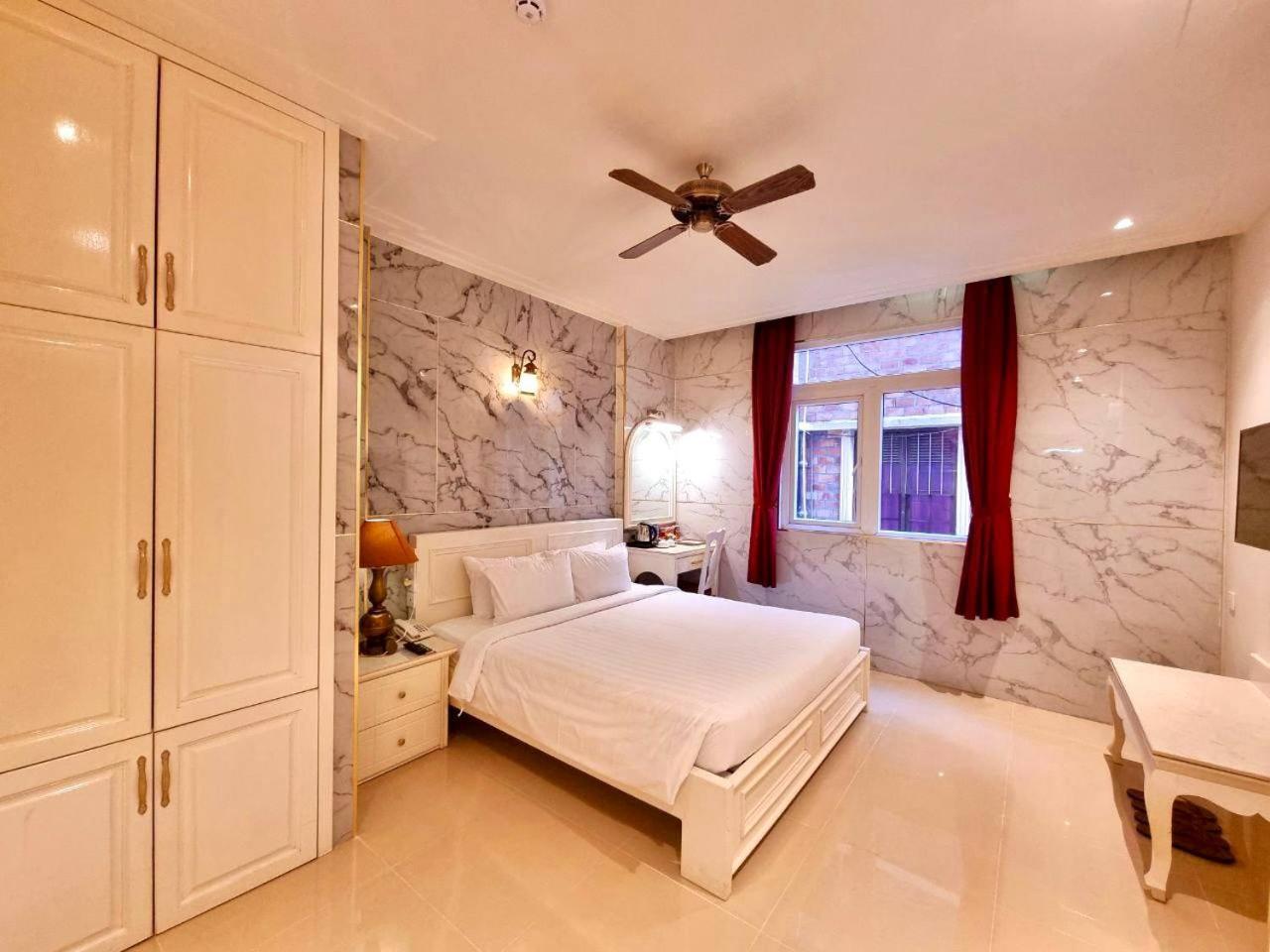 Tulip Hotel 3 Da Lat Dış mekan fotoğraf