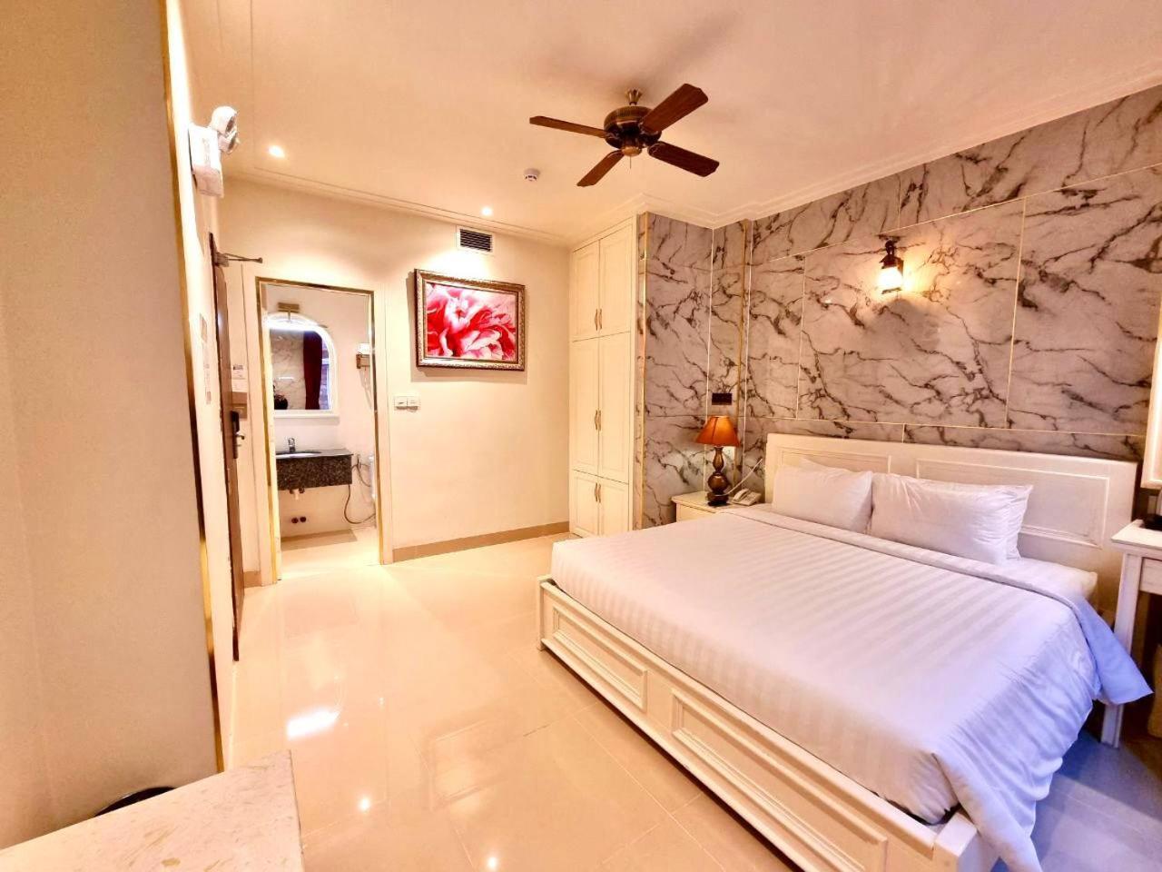 Tulip Hotel 3 Da Lat Dış mekan fotoğraf